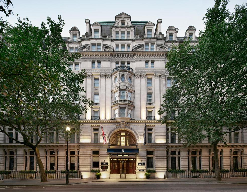 The Grand At Trafalgar Square - main image