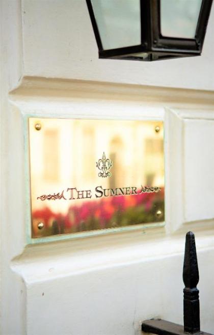 The Sumner Hotel - image 2