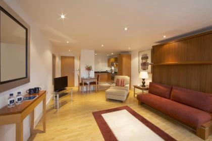 Marlin Apartments Commercial Road - Limehouse - image 11