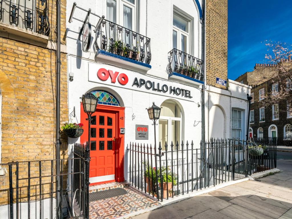 Apollo Hotel Kings Cross - image 3