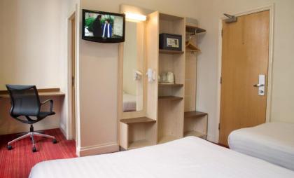 Comfort Inn Victoria - image 8