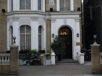 Chelsea House Bed & Breakfast - image 1