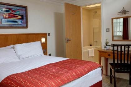 Queensway Hotel Sure Hotel Collection by Best Western - image 3