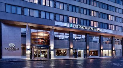 DoubleTree By Hilton London Victoria - image 1