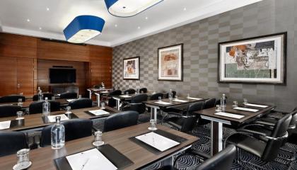 DoubleTree By Hilton London Victoria - image 12