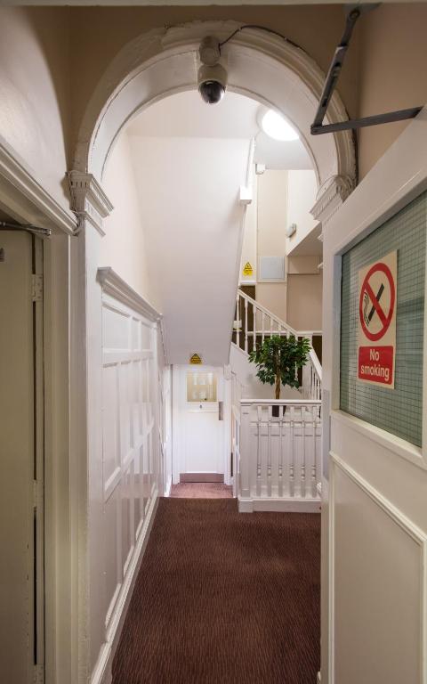 Marble Arch Inn - image 6