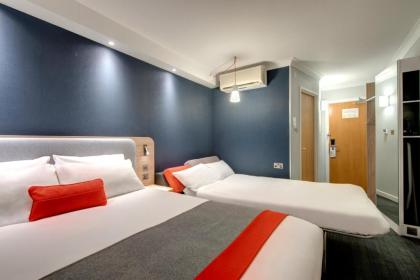 Holiday Inn Express London-Hammersmith - image 11