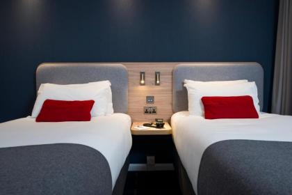 Holiday Inn Express London-Hammersmith - image 6