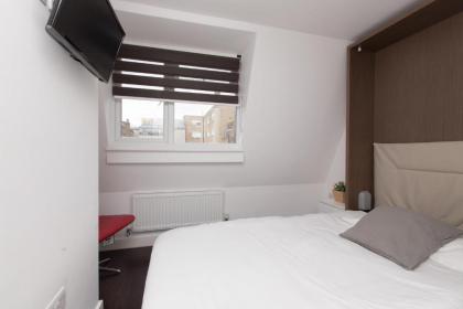 News Hotel Charlotte&Tottenham Rooms&Flats by DC London Rooms - image 9