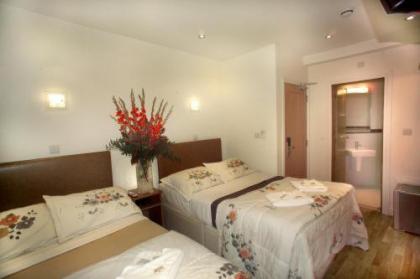 Notting Hill Gate Hotel - image 3