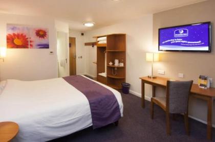 Premier Inn London Euston - image 17