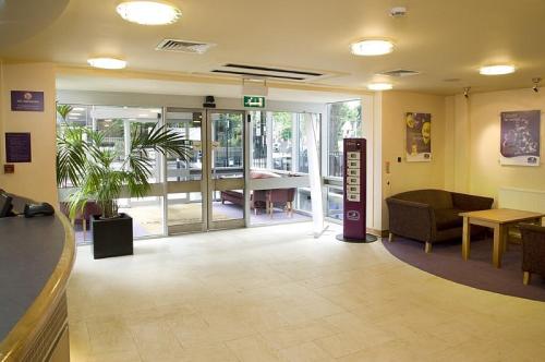 Premier Inn London Euston - image 6