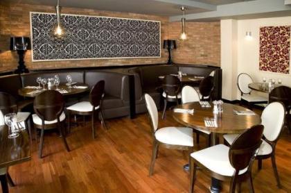 Premier Inn London Euston - image 9