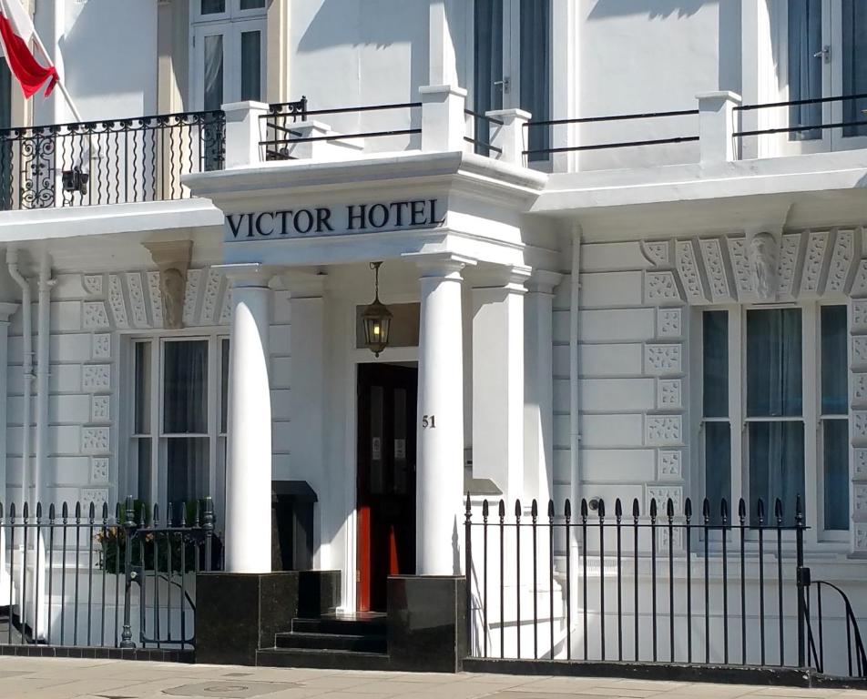 Victor Hotel - London Victoria - main image