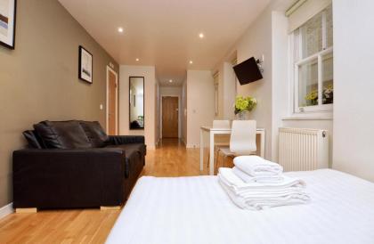 Princes Square Serviced Apartments - image 1