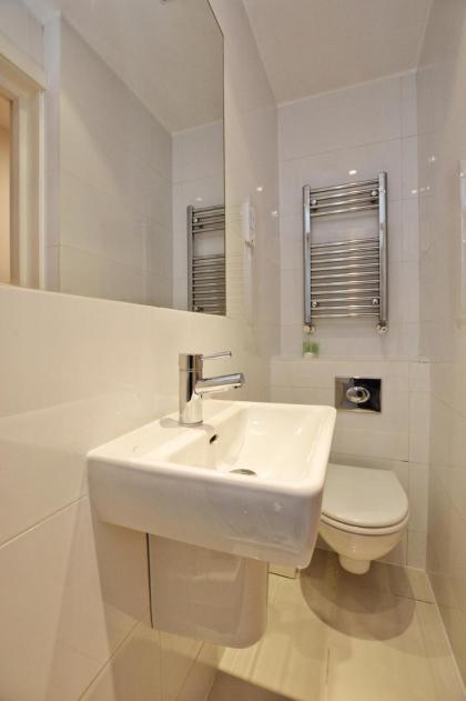 Notting Hill Serviced Apartments - image 16