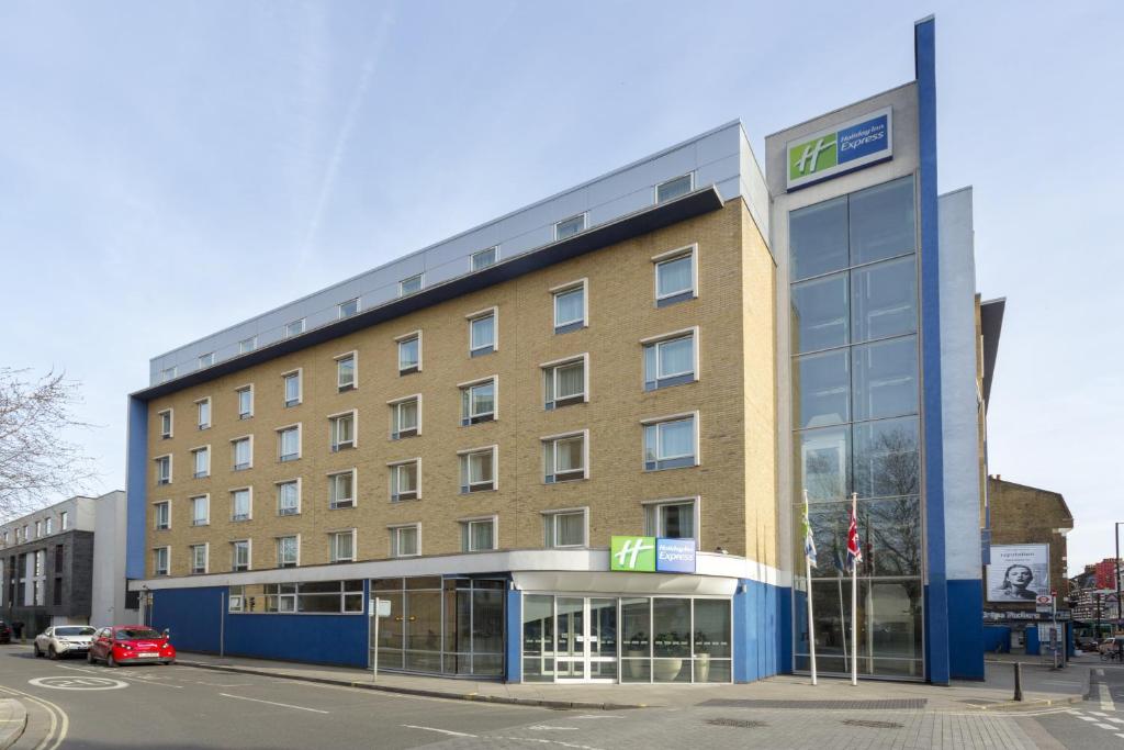 Holiday Inn Express Earls Court - main image