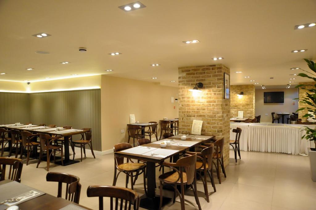 Kings Cross Inn Hotel - image 5