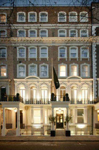 Claverley Court Apartment Knightsbridge - image 1