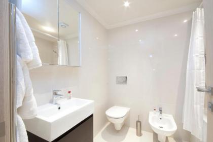 Claverley Court Apartment Knightsbridge - image 10