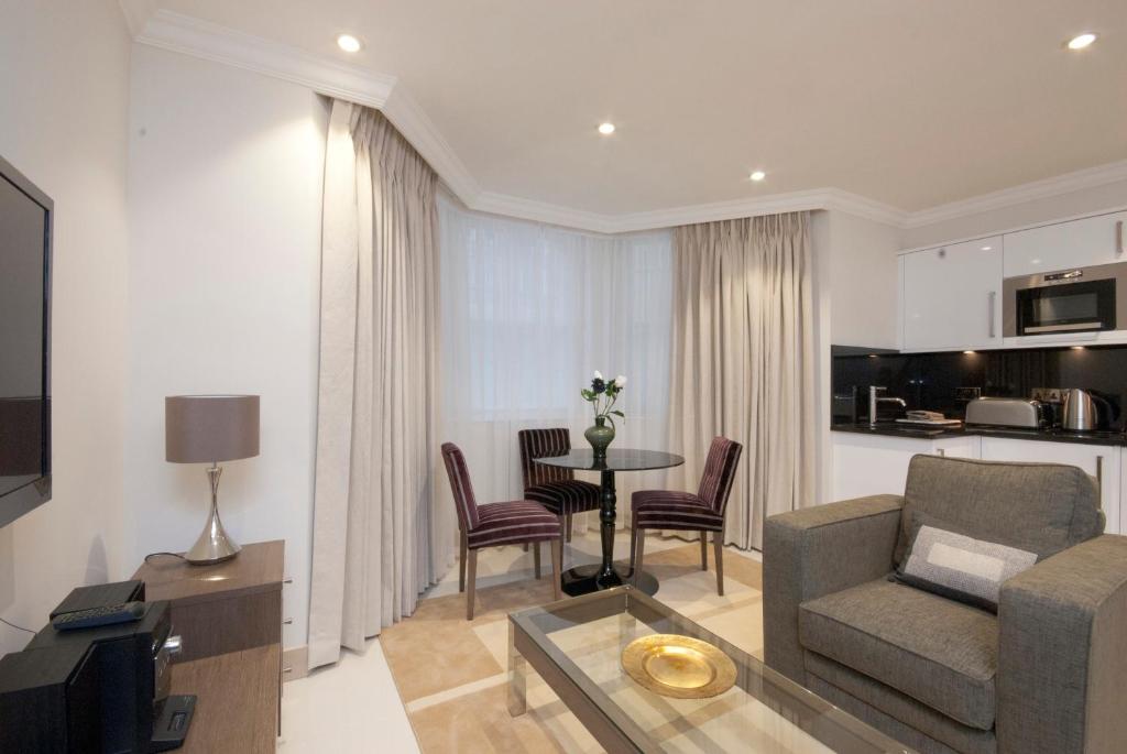 Claverley Court Apartment Knightsbridge - image 6