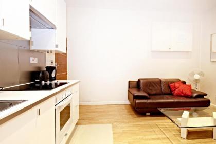 London Central Apartments - image 14