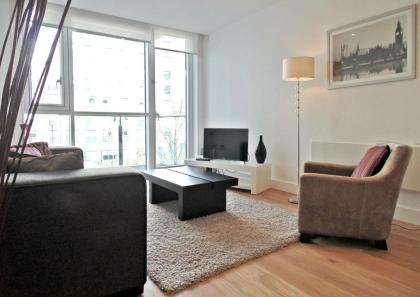 Tower Hill Serviced Apartments - image 1