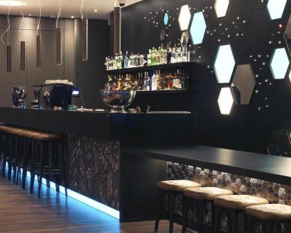 Motel One London-Tower Hill - image 14