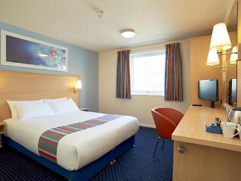 Travelodge Staines - image 7