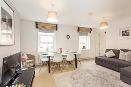 Bond Street Serviced Apartment - image 1