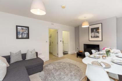 Bond Street Serviced Apartment - image 11