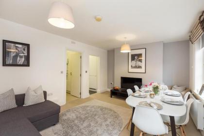 Bond Street Serviced Apartment - image 13