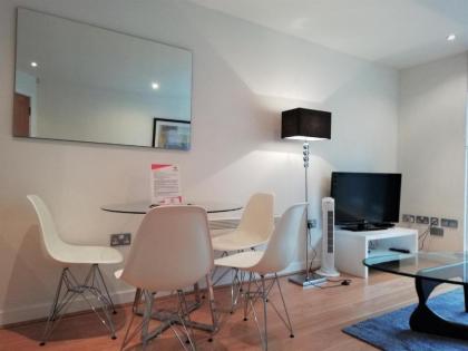 Barbican Serviced Apartments - image 17