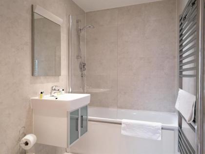 King's Cross Deluxe Serviced Apartments - image 5