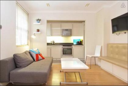 Notting Hill Gardens Apartments - image 1