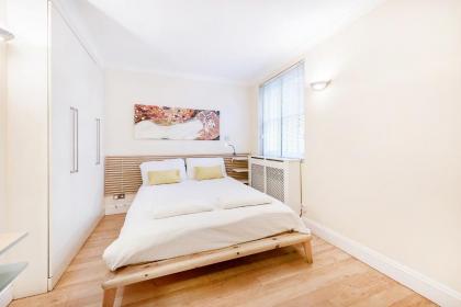 Notting Hill Gardens Apartments - image 16