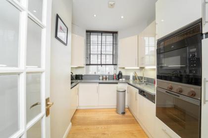 Mayfair Serviced Apartments - image 15