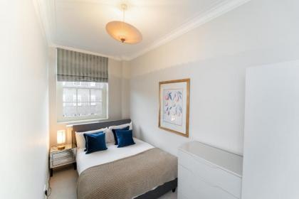 Mayfair Serviced Apartments - image 9