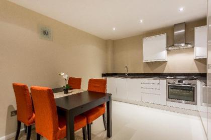 Crawford Suites Serviced Apartments - image 9