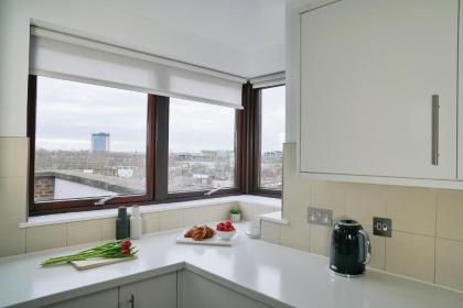 Monarch House - Serviced Apartments - Kensington - image 2