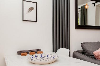 Modern Central 1BD Flat in Clerkenwell - sleeps 4! - image 20