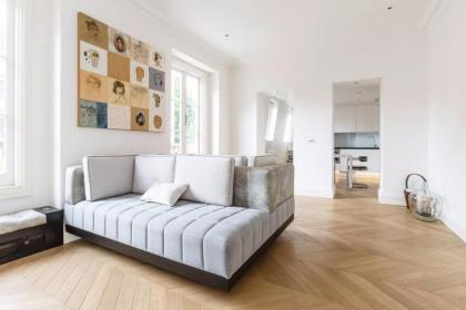 Elegant 1 Bedroom Apartment in South Kensington - image 2