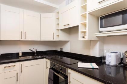 Professionally Cleaned 1 Bed flat in South Kensington - image 15