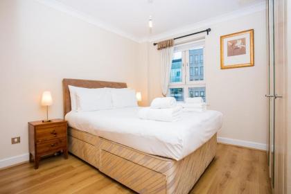 1 Bedroom Apartment on The Riverbank Near St Paul's - image 11