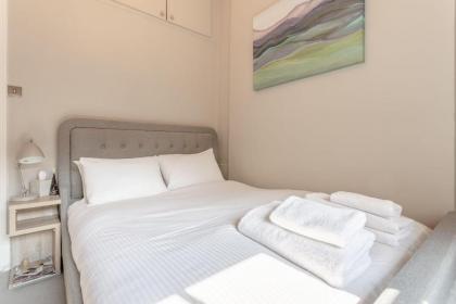 Vogue 1 bedroom Pimlico flat near Victoria Station - image 7