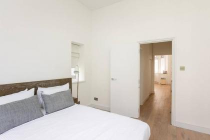 GuestReady - Beautiful 2BR Flat for 6 guests - West Kensington - image 12