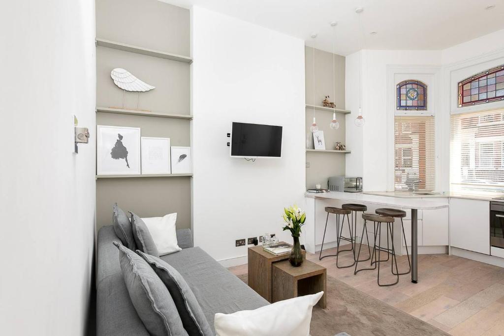 GuestReady - Beautiful 2BR Flat for 6 guests - West Kensington - image 4