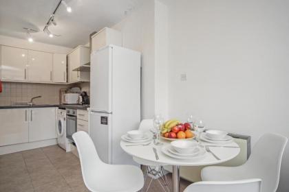 2 Bed Cosy Apartment in Central London Fitzrovia FREE WIFI by City Stay Aparts London - image 12