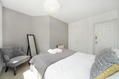 2 Bed Cosy Apartment in Central London Fitzrovia FREE WIFI by City Stay Aparts London - image 16