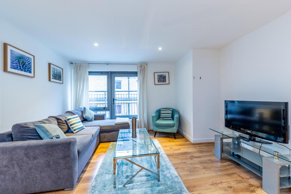 2 Bed Executive Apartment next to Liverpool Street FREE WIFI by City Stay Aparts London - image 5